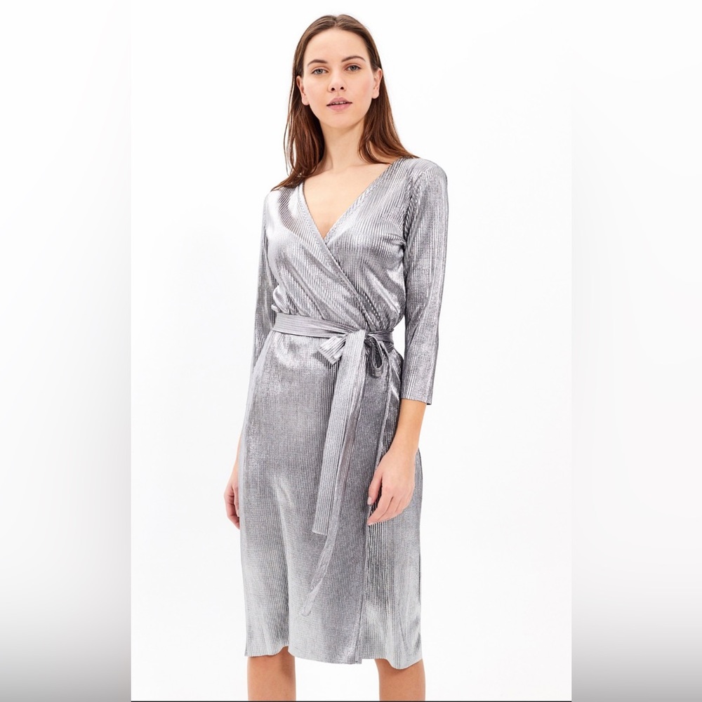 ZARA Shiny Silver Metallic Long-Sleeved Wrap Dress. Size XS.